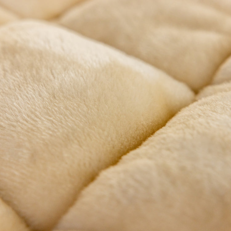 Krabpaal Maine Coon Lounge Sleeper Blackline (Crème)