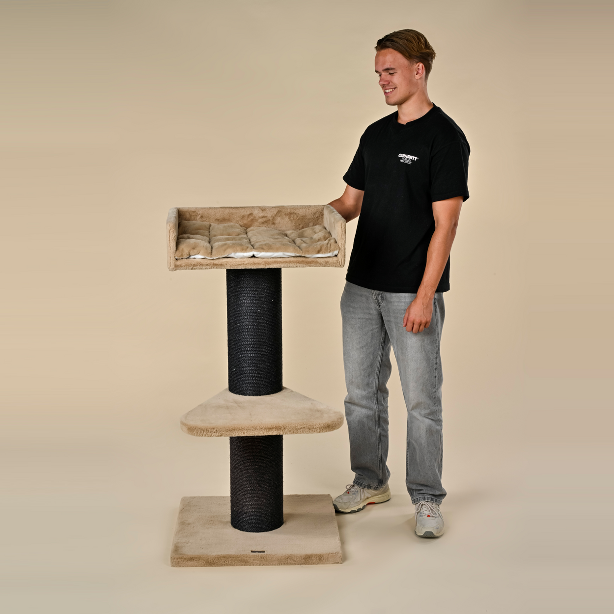 Krabpaal Maine Coon Lounge Blackline (Cappuccino Teddy)