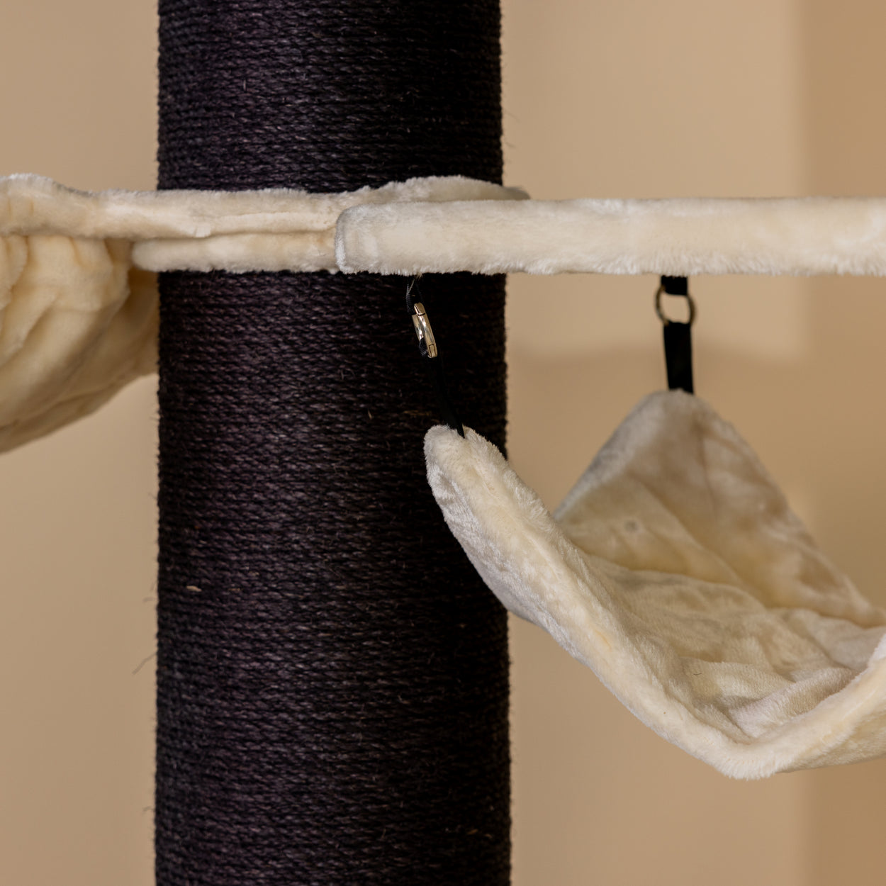 Krabpaal Royalty Blackline Crown Plus (Creme)