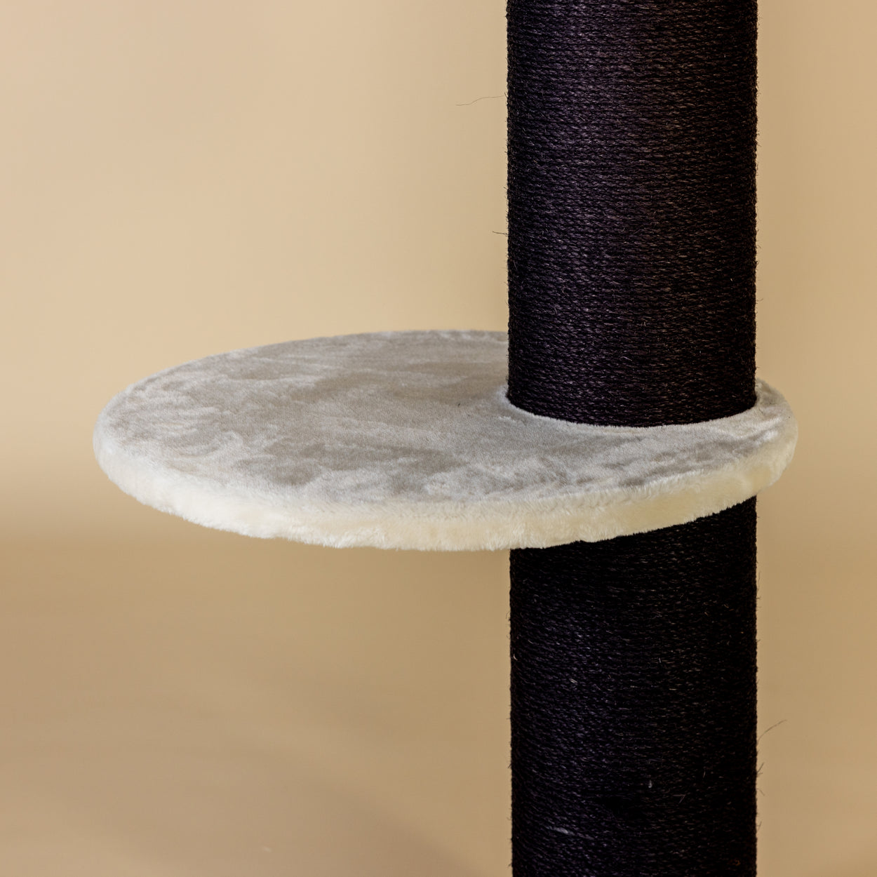 Krabpaal Maine Coon Lounge Sleeper Blackline (Crème)